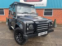 LAND ROVER DEFENDER 90