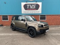 LAND ROVER DEFENDER 110