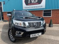 NISSAN NAVARA